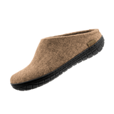 Slip-on with natural rubber sole - black - Sand