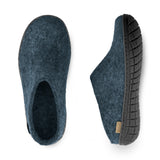 Slip-on with natural rubber sole - black - Denim