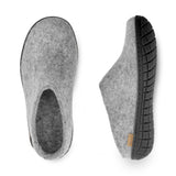 Slip-on with natural rubber sole - black - Grey