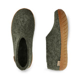 Shoe with natural rubber sole - honey - Forest