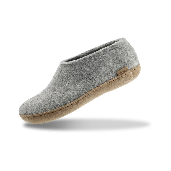 Shoe with leather sole - Grey