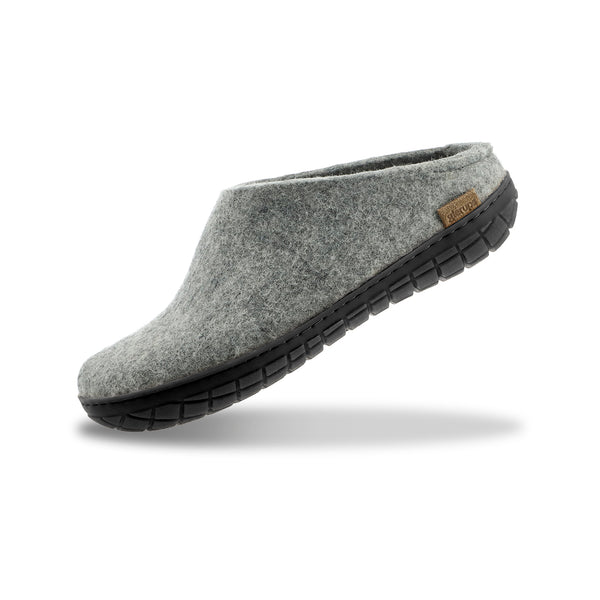 Slip-on with natural rubber sole - black - Grey