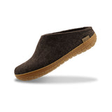 Slip-on with natural rubber sole - honey - Chestnut
