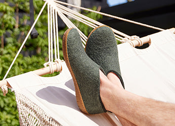 Made of 100% pure, natural wool. Perfect for those who want natural elegance.