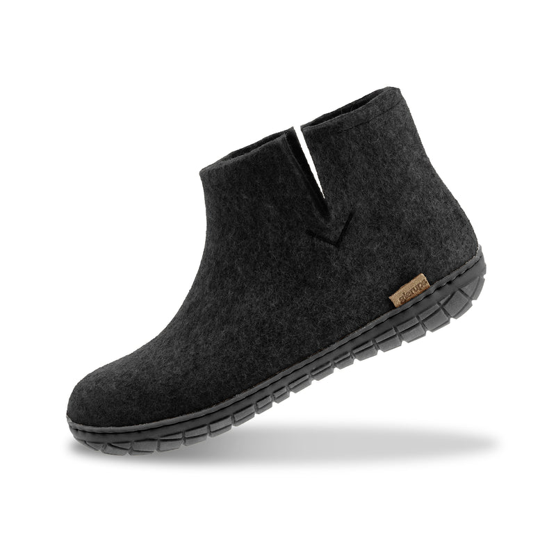 Boot with natural rubber sole - black - Charcoal
