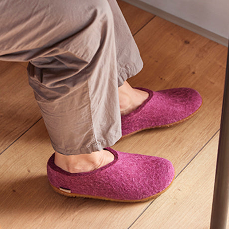 mens most comfortable slippers