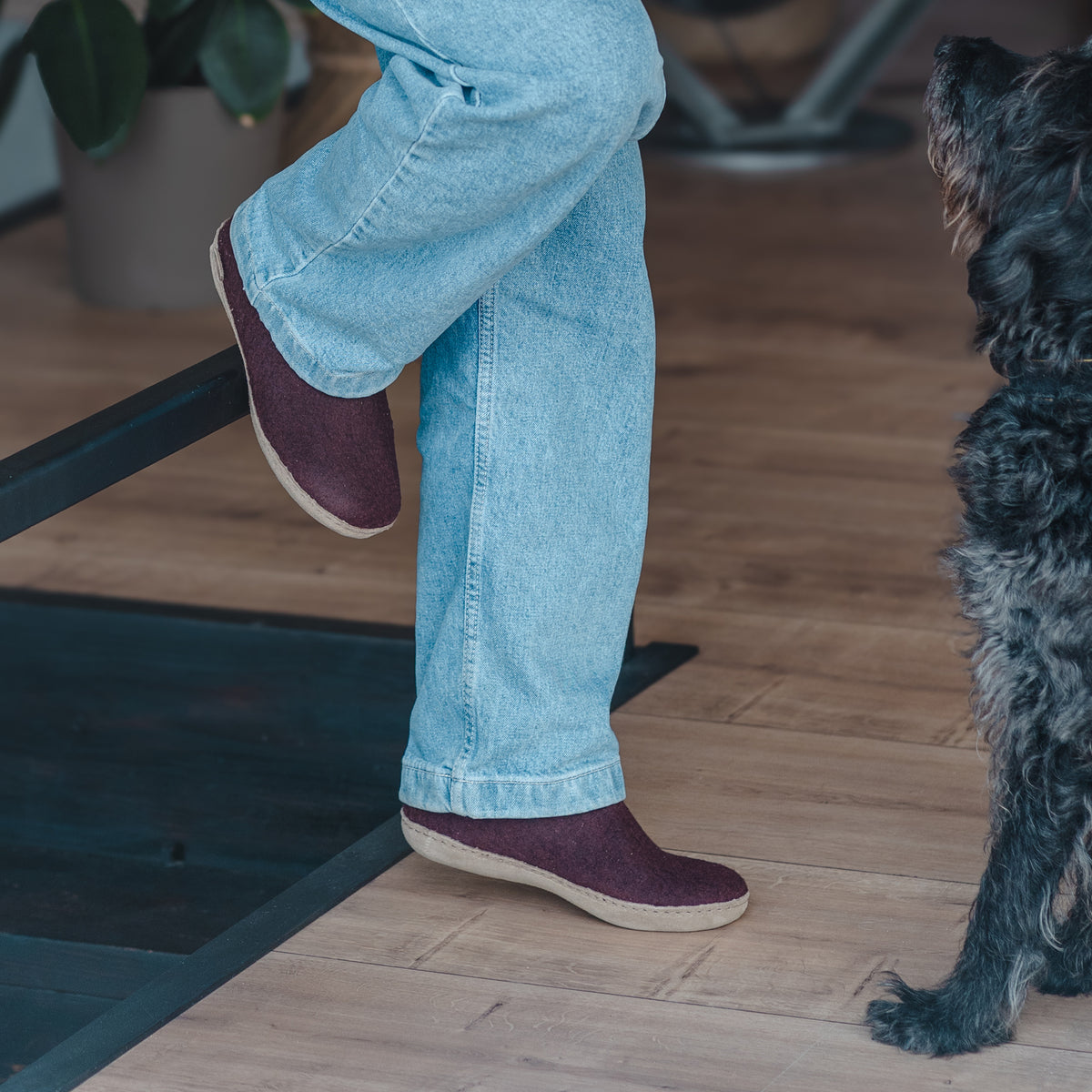 Slip-on with leather sole - Beet